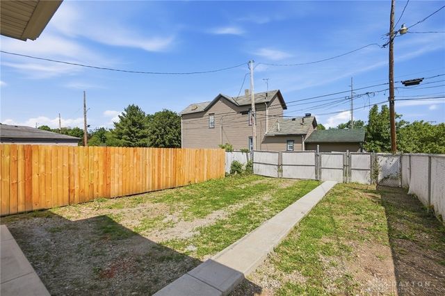 1809 E 5th Street, Dayton, OH 45403