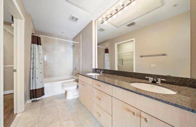 3505 Sage Road 2206, Houston, TX 77056