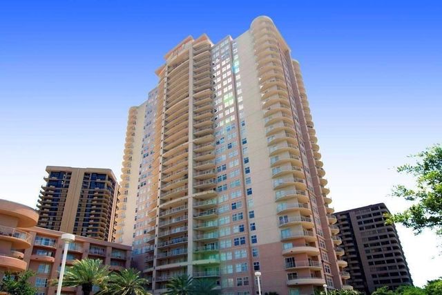 3505 Sage Road 2206, Houston, TX 77056