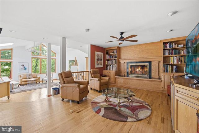516 FIRESIDE CIR, Cherry Hill, NJ 08003