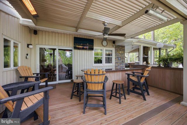 516 FIRESIDE CIR, Cherry Hill, NJ 08003