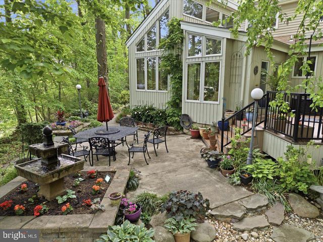 516 FIRESIDE CIR, Cherry Hill, NJ 08003