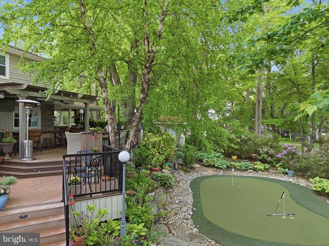 516 FIRESIDE CIR, Cherry Hill, NJ 08003