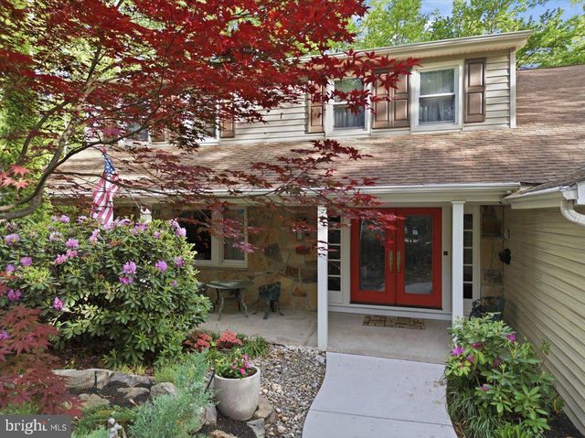 516 FIRESIDE CIR, Cherry Hill, NJ 08003