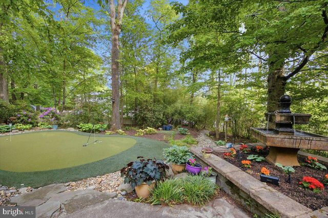 516 FIRESIDE CIR, Cherry Hill, NJ 08003