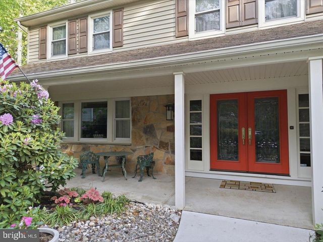 516 FIRESIDE CIR, Cherry Hill, NJ 08003