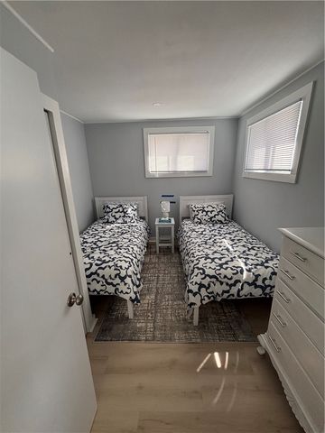 53 Bayberry Road, Narragansett, RI 02882