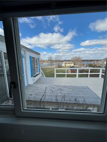 53 Bayberry Road, Narragansett, RI 02882