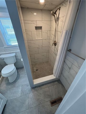 53 Bayberry Road, Narragansett, RI 02882
