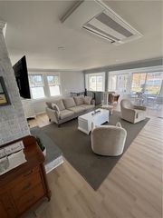 53 Bayberry Road, Narragansett, RI 02882