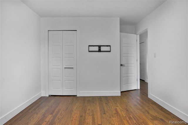 4260 Kiefer Avenue, Warren, MI 48091