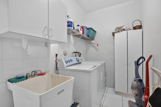 6621 NW 78th Drive, Parkland, FL 33067
