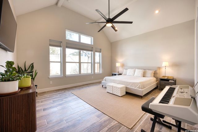 151 Bedingfeld, Shavano Park, TX 78231