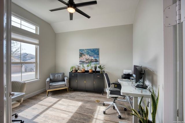 151 Bedingfeld, Shavano Park, TX 78231