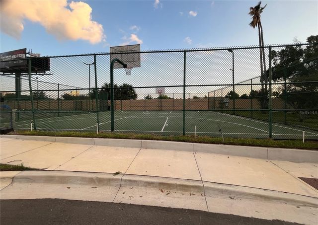 8939 LATREC AVENUE 1312, Orlando, FL 32819