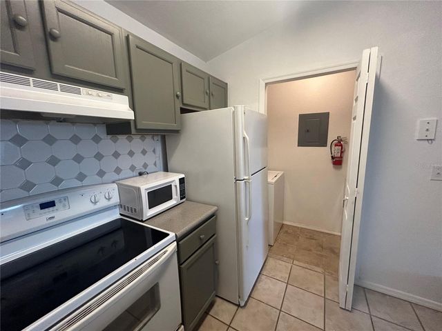8939 LATREC AVENUE 1312, Orlando, FL 32819