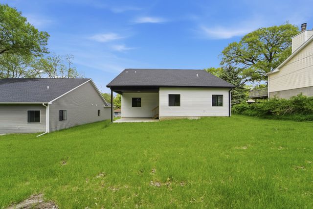 1421 Pioneer Road, Des Moines, IA 50320