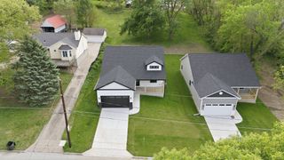 1421 Pioneer Road, Des Moines, IA 50320