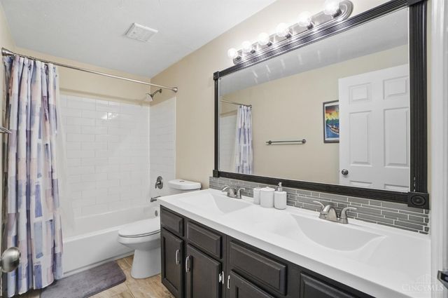 1374 Gumbert Drive, Batavia Twp, OH 45102