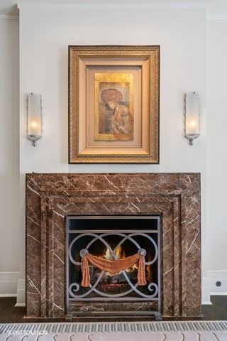 159 E Walton Place 28A, Chicago, IL 60611