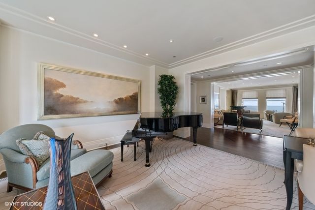 159 E Walton Place 28A, Chicago, IL 60611