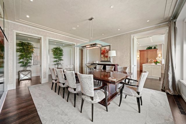 159 E Walton Place 28A, Chicago, IL 60611