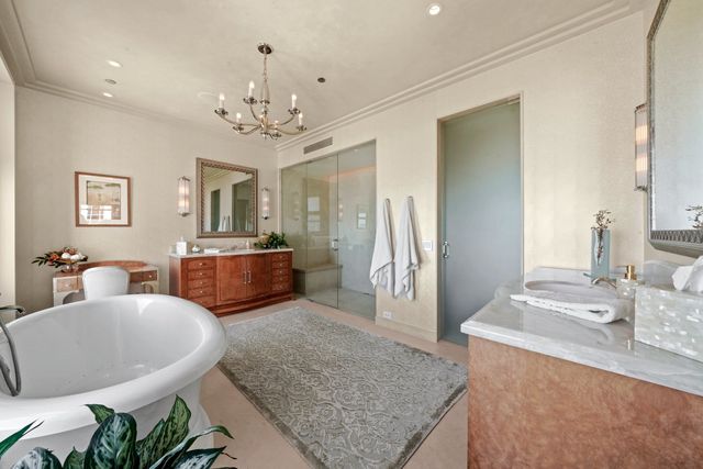 159 E Walton Place 28A, Chicago, IL 60611