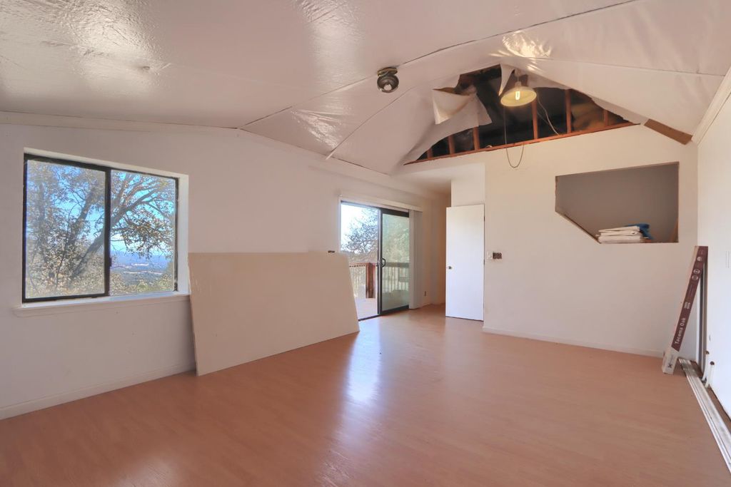 Image 11 of property listing at 5616 Gold Creek Lane, Mariposa, CA 95338