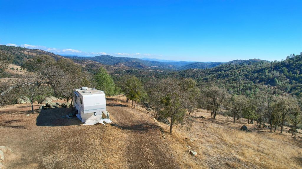 Image 18 of property listing at 5616 Gold Creek Lane, Mariposa, CA 95338