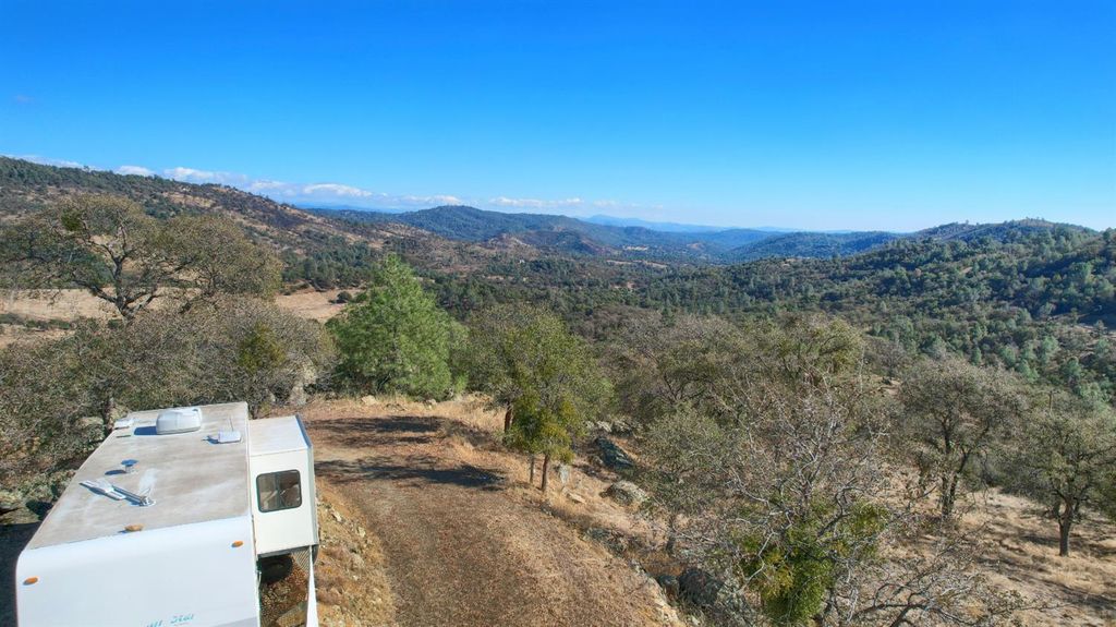 Image 24 of property listing at 5616 Gold Creek Lane, Mariposa, CA 95338