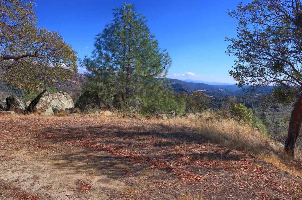 Image 29 of property listing at 5616 Gold Creek Lane, Mariposa, CA 95338