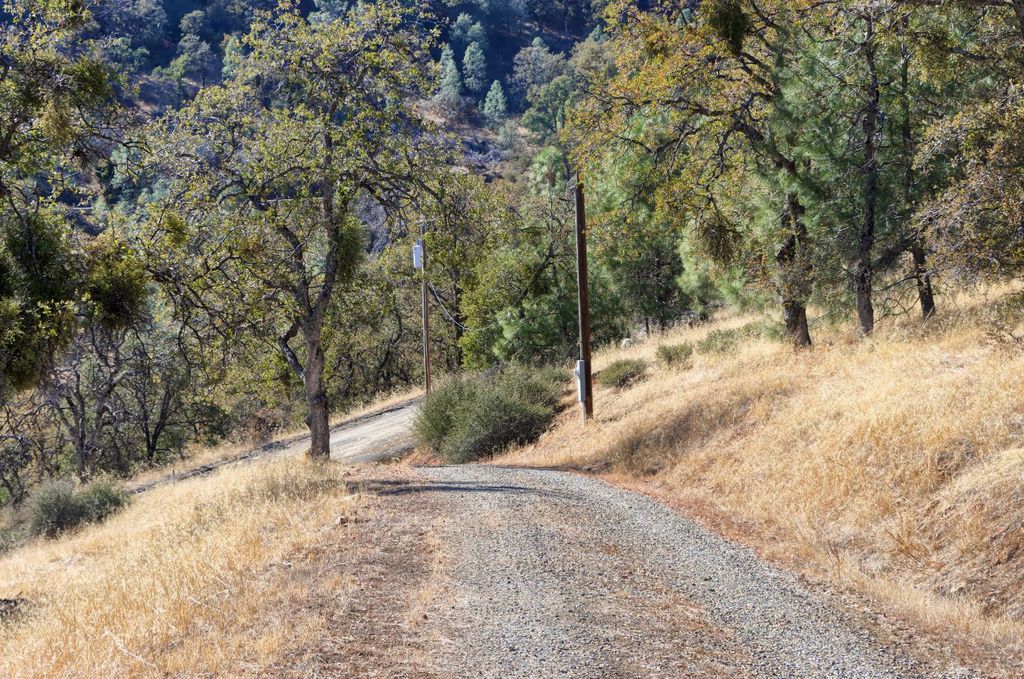 Image 32 of property listing at 5616 Gold Creek Lane, Mariposa, CA 95338