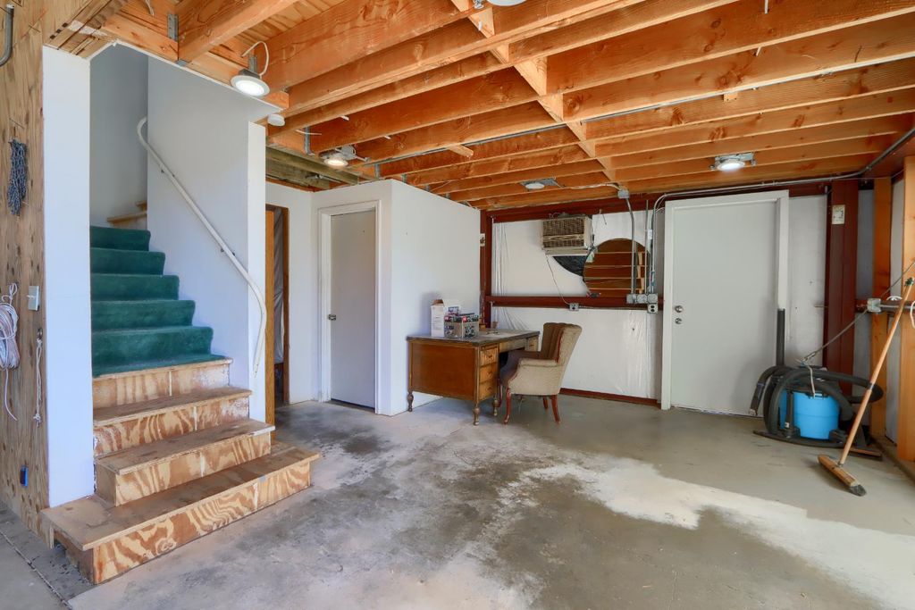 Image 5 of property listing at 5616 Gold Creek Lane, Mariposa, CA 95338