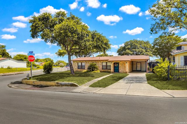 126 Howerton, San Antonio, TX 78223