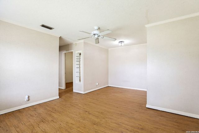 126 Howerton, San Antonio, TX 78223