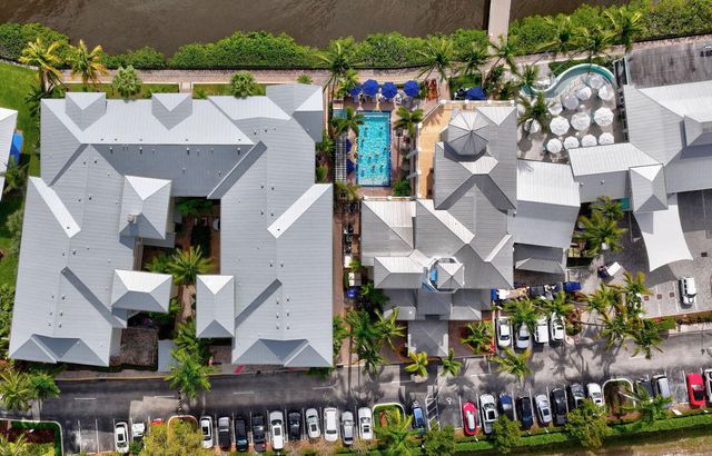 975 NW Flagler Avenue 407, Stuart, FL 34994