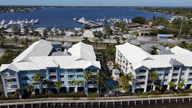 975 NW Flagler Avenue 407, Stuart, FL 34994