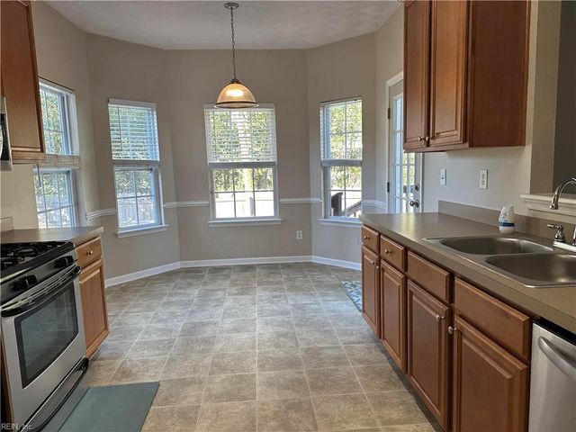 1000 Halter ARCH, Chesapeake, VA 23320