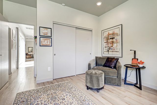 1083 W Ella Drive, Corrales, NM 87048