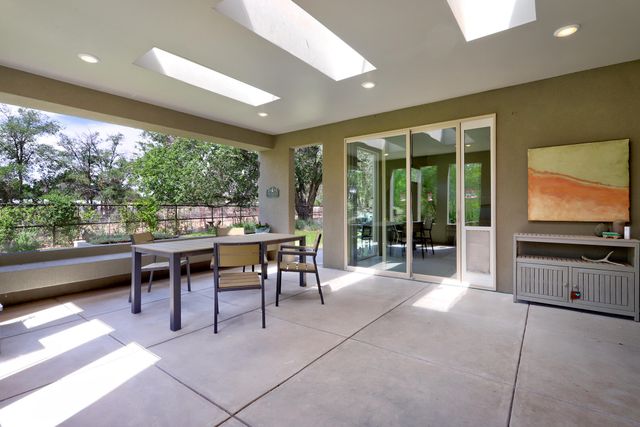 1083 W Ella Drive, Corrales, NM 87048