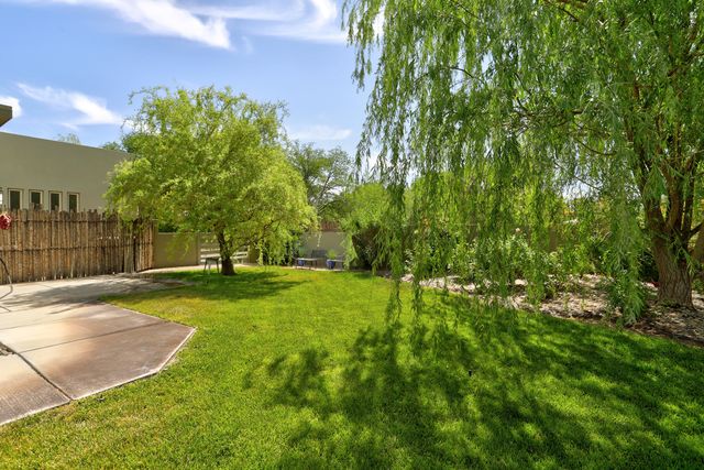 1083 W Ella Drive, Corrales, NM 87048
