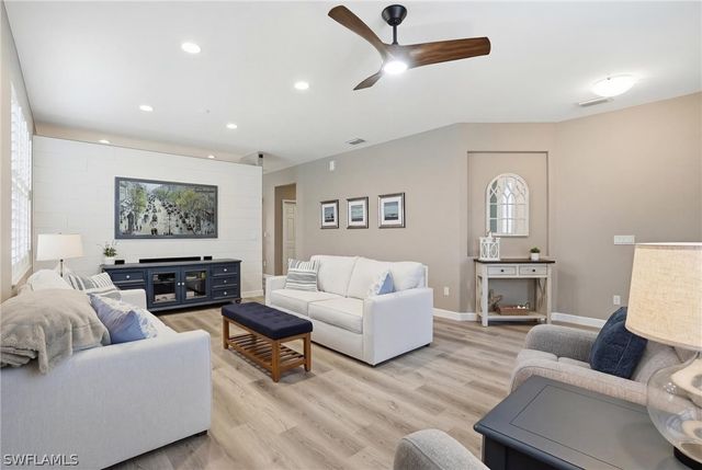 21699 Belvedere LN, Estero, FL 33928