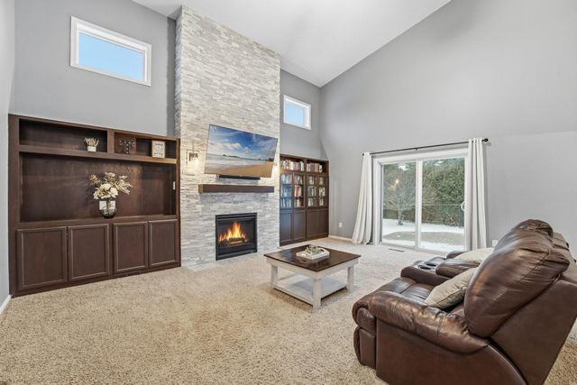 1705 Vale Court, Faribault, MN 55021