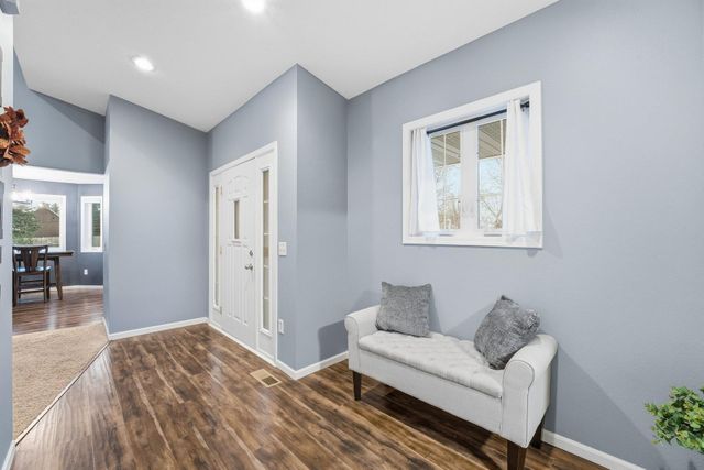 1705 Vale Court, Faribault, MN 55021