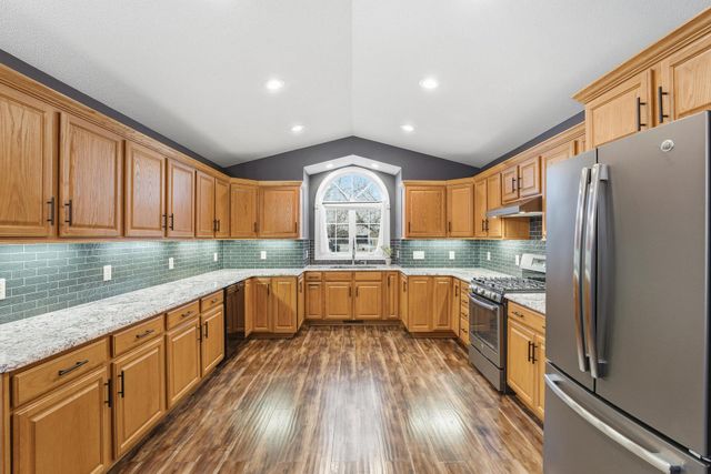 1705 Vale Court, Faribault, MN 55021