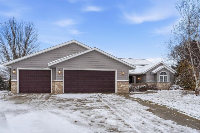1705 Vale Court, Faribault, MN 55021