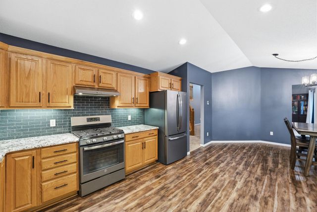 1705 Vale Court, Faribault, MN 55021