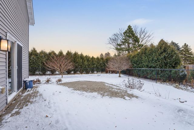 1705 Vale Court, Faribault, MN 55021