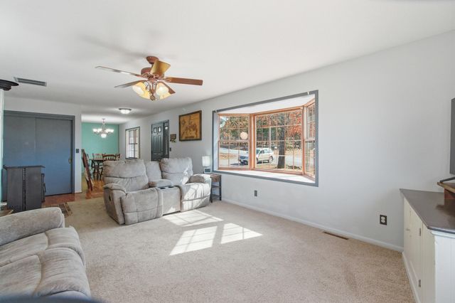 814 Parkview Drive, Hollister, MO 65672