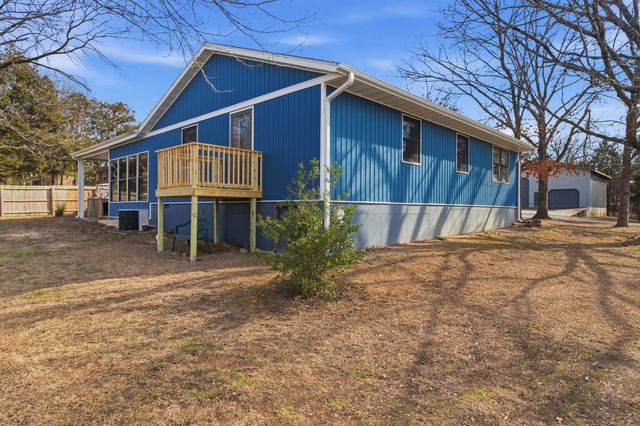 814 Parkview Drive, Hollister, MO 65672